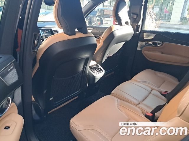 Volvo XC90 (II) B6 Inscription 2022 — фото 13