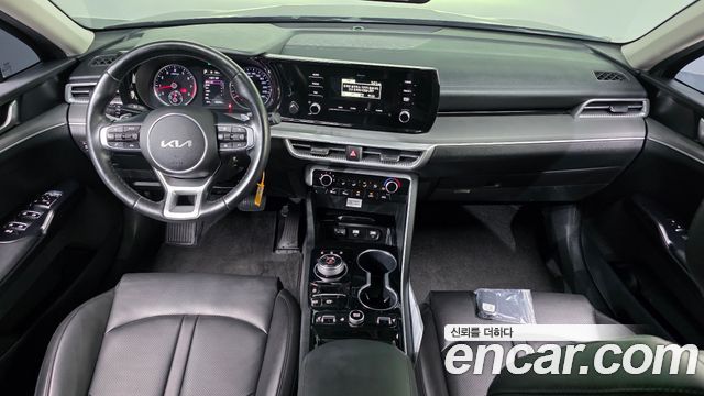 Kia K5 (III) 2.0 Trendy 2023 — фото 7