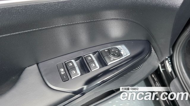 Kia K5 (III) 2.0 Trendy 2023 — фото 19