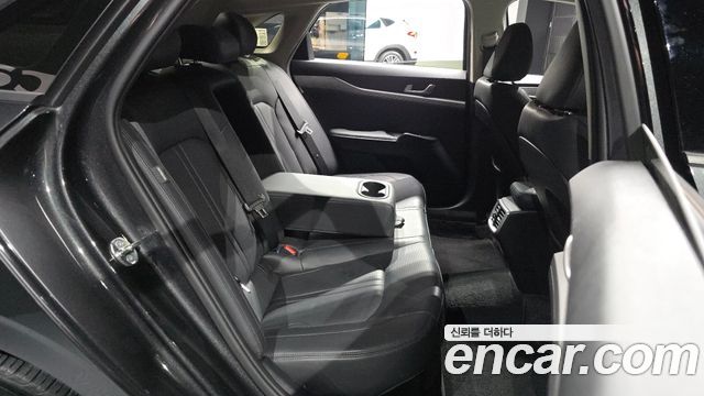 Kia K5 Hybrid (III) Prestige 2023 — фото 11
