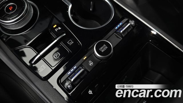 Kia K5 Hybrid (III) Prestige 2023 — фото 18