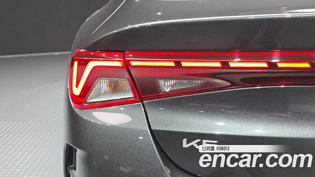 Kia K5 Hybrid (III) Prestige 2023 — фото 23