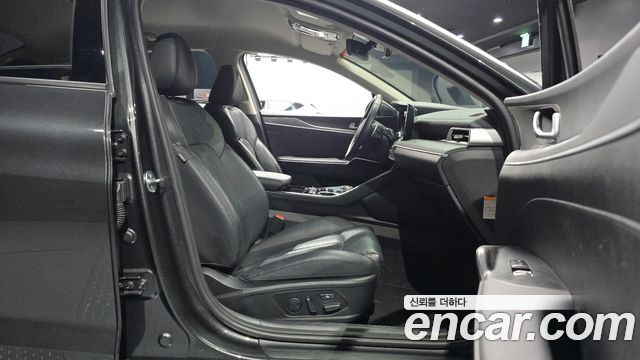 Kia K5 Hybrid (III) Prestige 2023 — фото 26