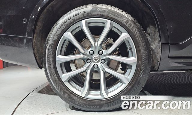 Volvo XC90 (II) D5 Momentum 2018 — фото 5