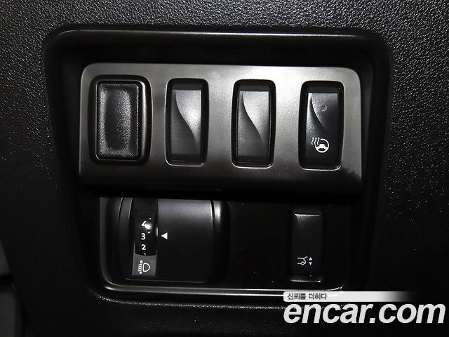 Renault Korea QM6 2.0 LPe RE 2WD 2021 — фото 17