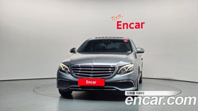 Mercedes-Benz E-Class (W213) E300 4MATIC Exclusive 2019 — фото 3