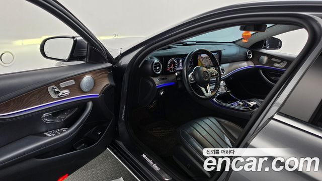 Mercedes-Benz E-Class (W213) E300 4MATIC Exclusive 2019 — фото 10