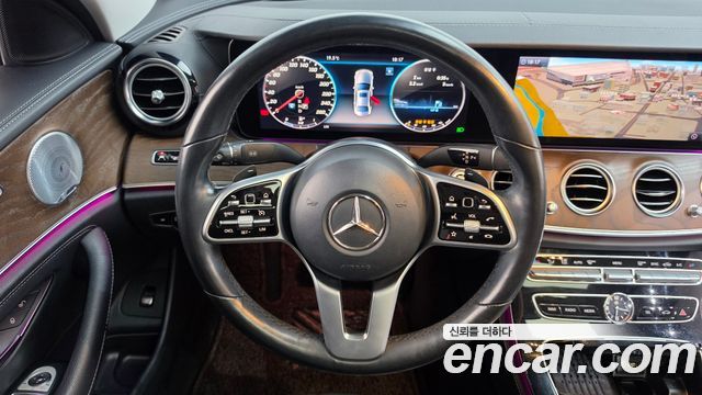 Mercedes-Benz E-Class (W213) E300 4MATIC Exclusive 2019 — фото 13