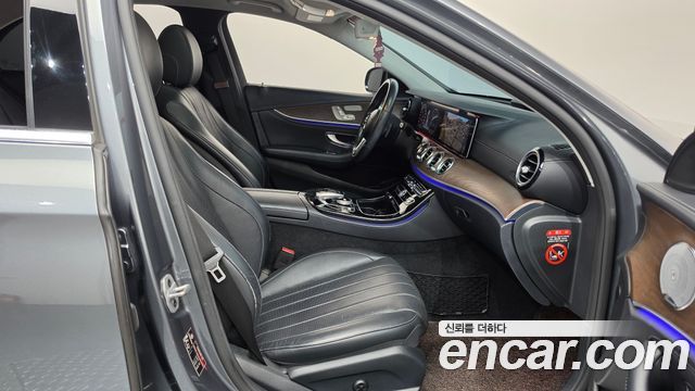 Mercedes-Benz E-Class (W213) E300 4MATIC Exclusive 2019 — фото 26