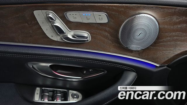 Mercedes-Benz E-Class (W213) E300 4MATIC Exclusive 2019 — фото 34