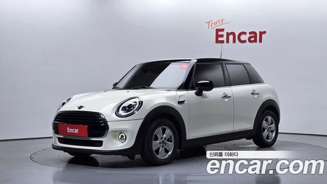 MINI Cooper 5Door Standard 3rd