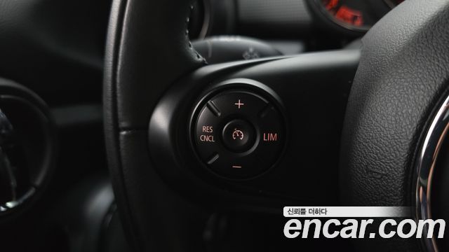 MINI Cooper 5Door Standard 3rd 2020 — фото 19
