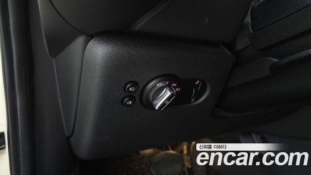 MINI Cooper 5Door Standard 3rd 2020 — фото 27