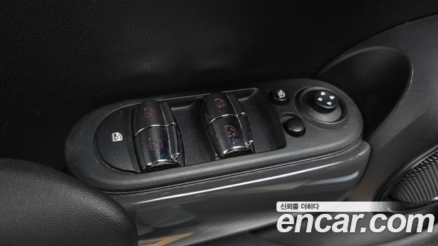 MINI Cooper 5Door Standard 3rd 2020 — фото 28