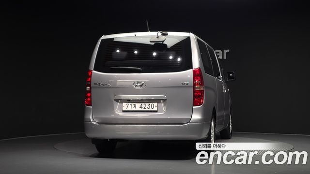 Hyundai Grand Starex 12-Seater Wagon Smart 2016 — фото 4