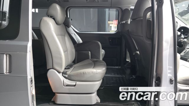 Hyundai Grand Starex 12-Seater Wagon Smart 2016 — фото 12