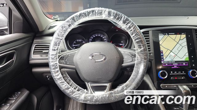 Renault Korea SM6 2.0 LPe SE 2020 — фото 13