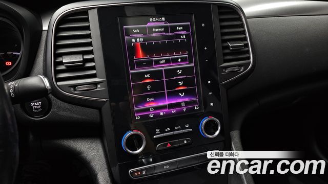 Renault Korea SM6 2.0 LPe SE 2020 — фото 19