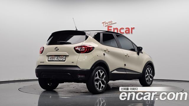 Renault Korea QM3 LE 2018 — фото 2