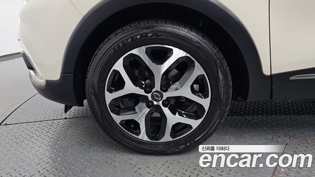 Renault Korea QM3 LE 2018 — фото 5