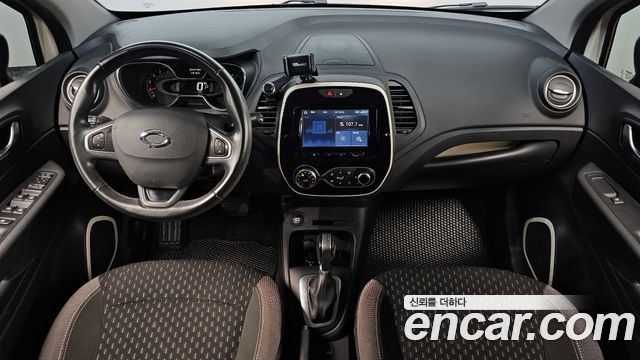 Renault Korea QM3 LE 2018 — фото 7