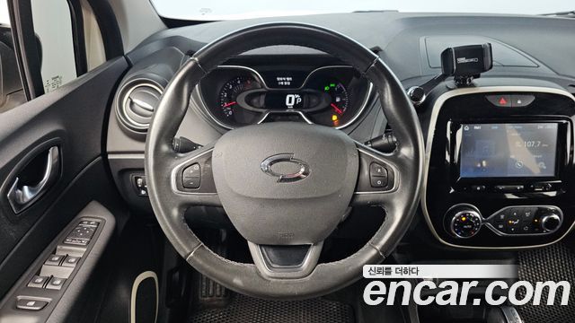 Renault Korea QM3 LE 2018 — фото 17