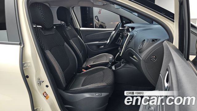 Renault Korea QM3 LE 2018 — фото 32