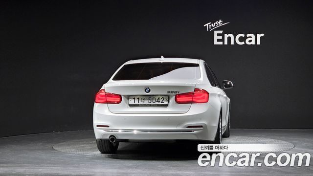 BMW 3 Series (F30) 320i Luxury 2018 — фото 4