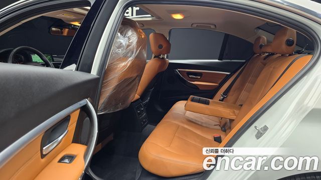 BMW 3 Series (F30) 320i Luxury 2018 — фото 12