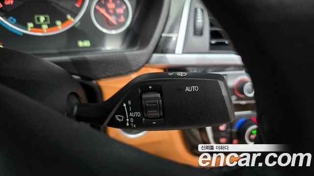 BMW 3 Series (F30) 320i Luxury 2018 — фото 28