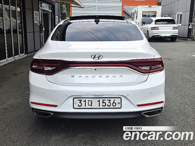 Hyundai Grandeur (IG) 2.4 Premium Special 2018 — фото 4