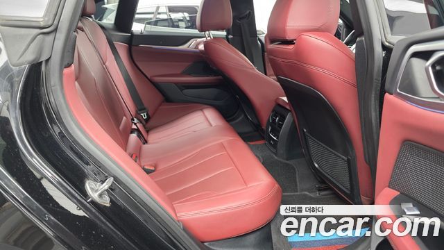 BMW i4 eDrive40 M Sports 2022 — фото 12