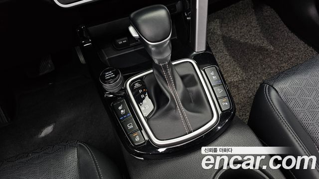 Kia Seltos Gasoline 1.6 Turbo 2WD Noblesse 2020 — фото 9