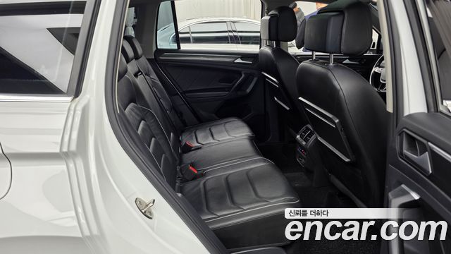 Volkswagen Tiguan (II) 2.0 TDI Prestige 2020 — фото 12