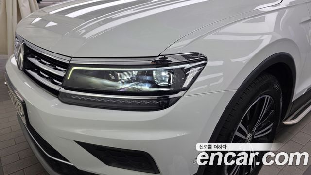 Volkswagen Tiguan (II) 2.0 TDI Prestige 2020 — фото 22