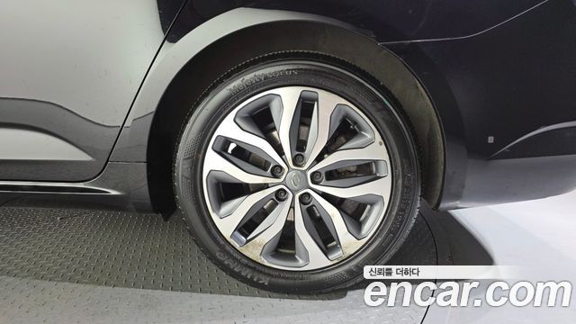 Renault Korea SM6 1.5 dCi SE 2017 — фото 21