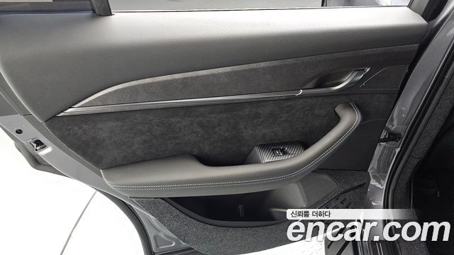 Renault Korea Grand Koleos 1.5 E-TECH Esprit Alphine 2WD 2025 — фото 25