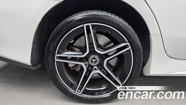Mercedes-Benz CLS-Class (C257) CLS450 4MATIC AMG Line 2021 — фото 5