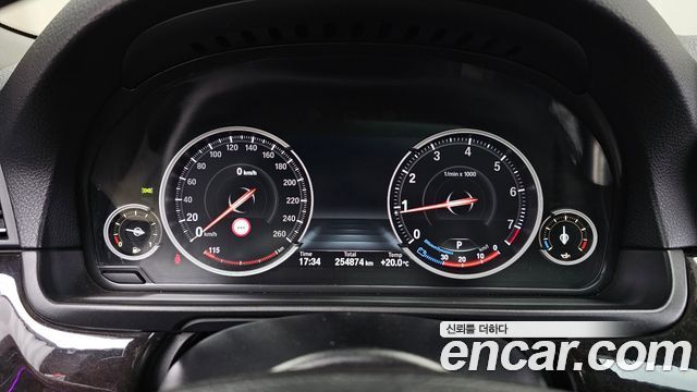 BMW 5 Series (F10) 528i xDrive 2014 — фото 8