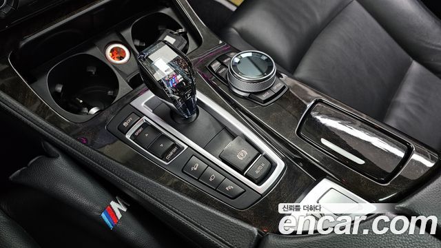 BMW 5 Series (F10) 528i xDrive 2014 — фото 9