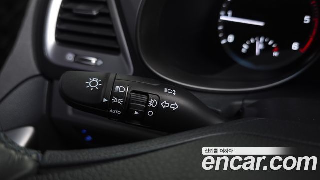 Hyundai Santa Fe The Prime Diesel 2.0 2WD Value Plus 2018 — фото 20