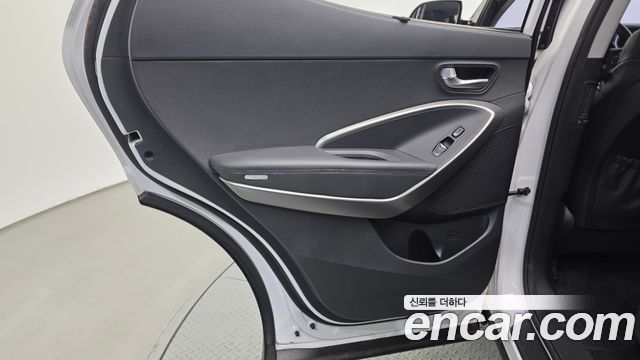 Hyundai Santa Fe The Prime Diesel 2.0 2WD Value Plus 2018 — фото 25