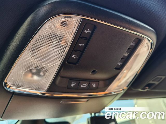 Jeep Grand Cherokee 3.6 Overland WK2 2020 — фото 24