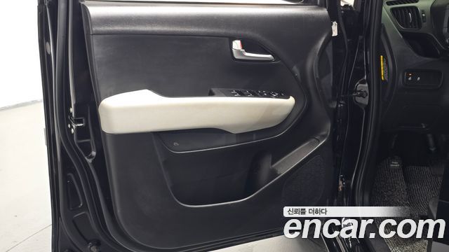 Kia Ray Prestige 2023 — фото 24