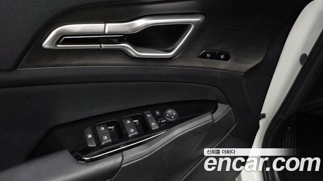 Kia Sportage Hybrid (V) Signature 2WD 2023 — фото 18