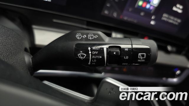 Kia Sportage Hybrid (V) Signature 2WD 2023 — фото 32