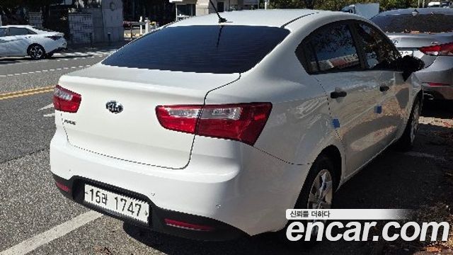 Kia Pride 1.4 MPI Sedan Smart 2014 — фото 2
