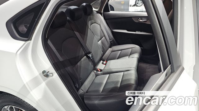 Kia K3 (II) 1.6 Prestige 2022 — фото 11