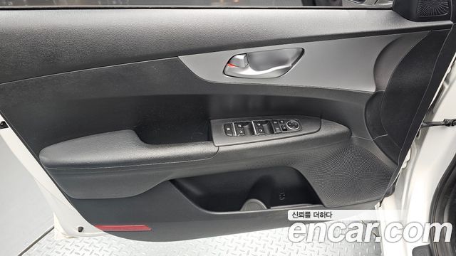 Kia K3 (II) 1.6 Prestige 2022 — фото 24