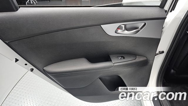 Kia K3 (II) 1.6 Prestige 2022 — фото 25